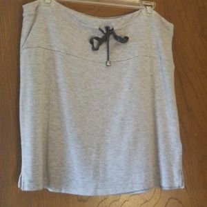 Tshirt skirt by Akini